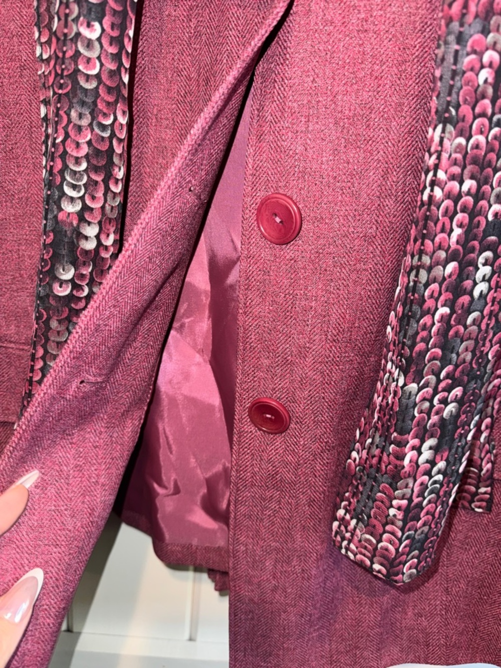 Le Suit Mauve-Pink Tailored Blazer and Skirt Set with Sequin Scarf - Picture 5 of 11